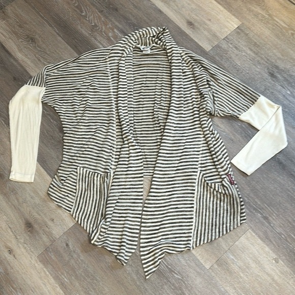 Hard Tail Yoga cardigan Like new Large Sweater a symmetrical soft striped knit - Picture 1 of 6